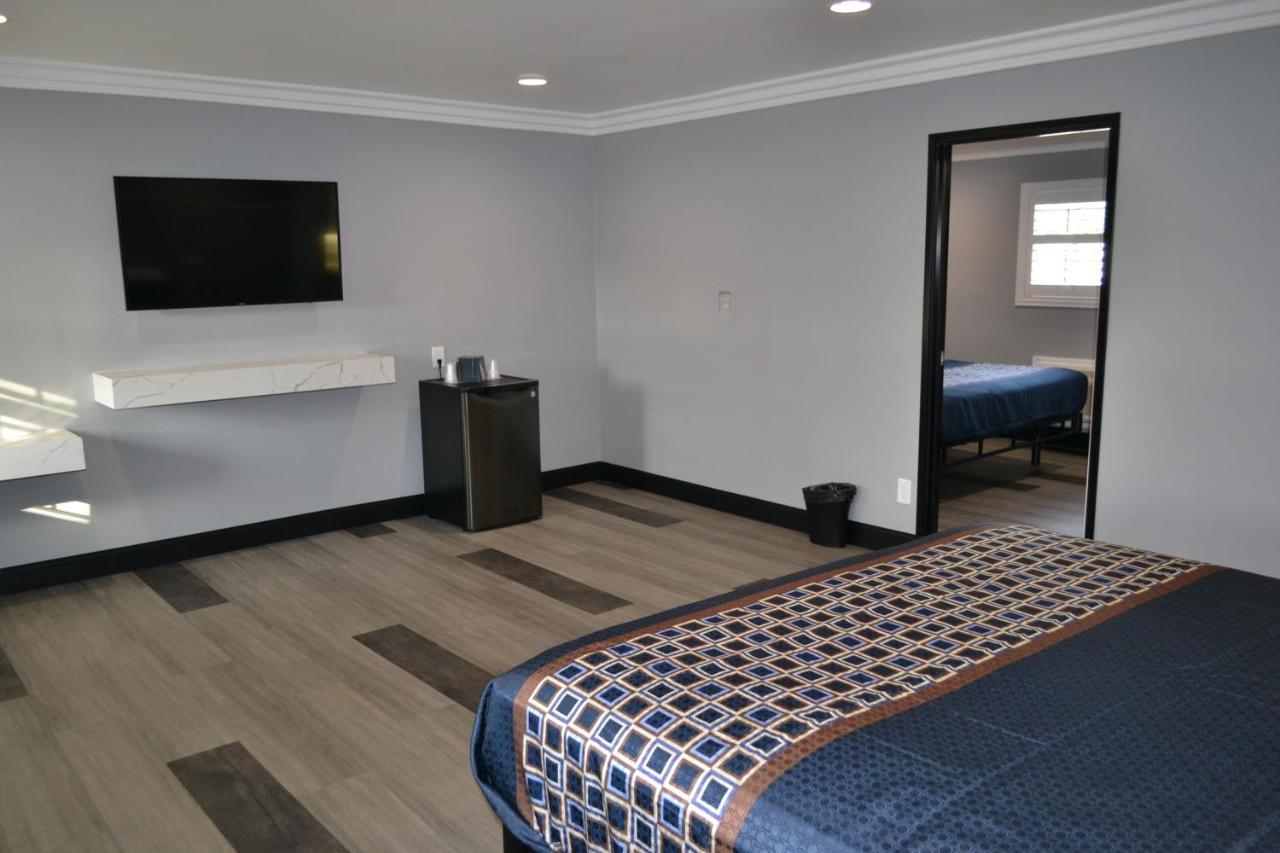 Bell Gardens Inn Los Angeles - เบลการ์เดนส์ ภายนอก รูปภาพ